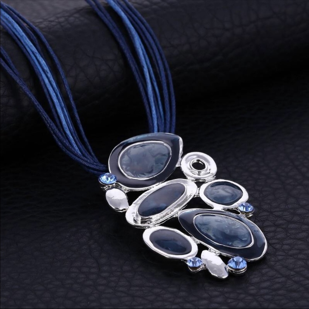 Leather Crystal Necklace And Matching Earrings Set